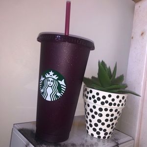LAST ✨Starbucks Burgundy Sparkle Cold Cup 2020 ✨